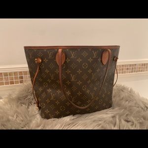 Louis Vuitton Neverfull MM (authentic)
